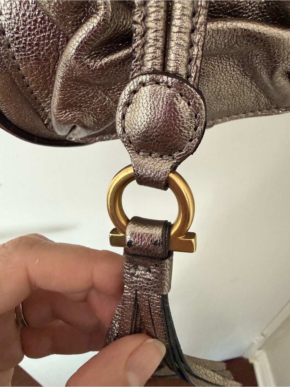 Salvatore Ferragamo Metallic browny pewter leather Multi-Pocket Tassel bag - Picture 11 of 16